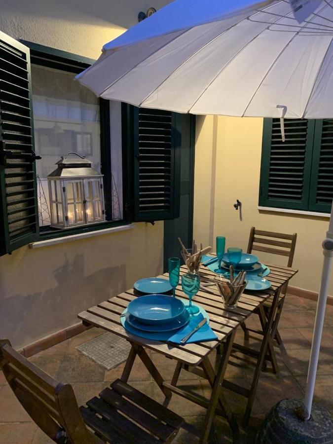 Raffinata Taverna Con Camino Cala Liberotto Exterior photo